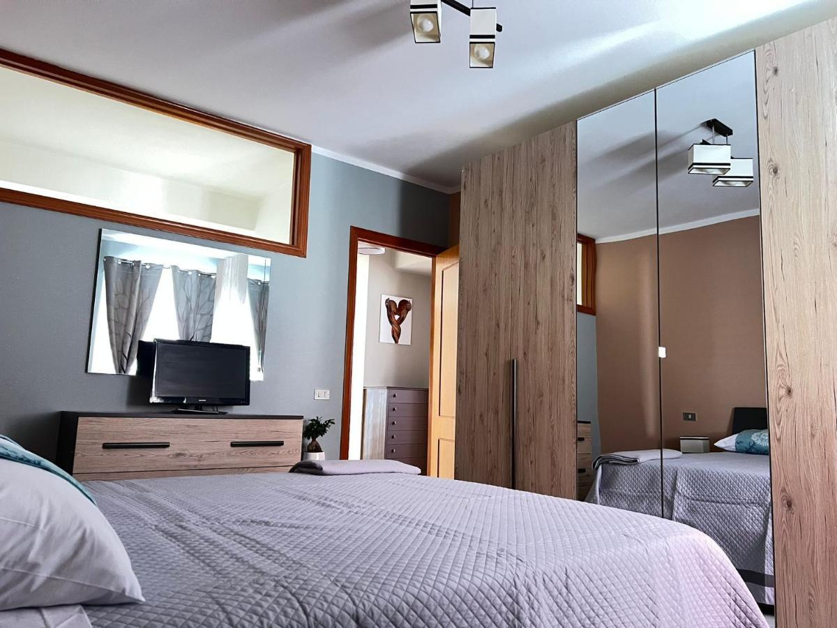 Appartamento La Casa Di Wioletta Barcellona Pozzo di Gotto Esterno foto