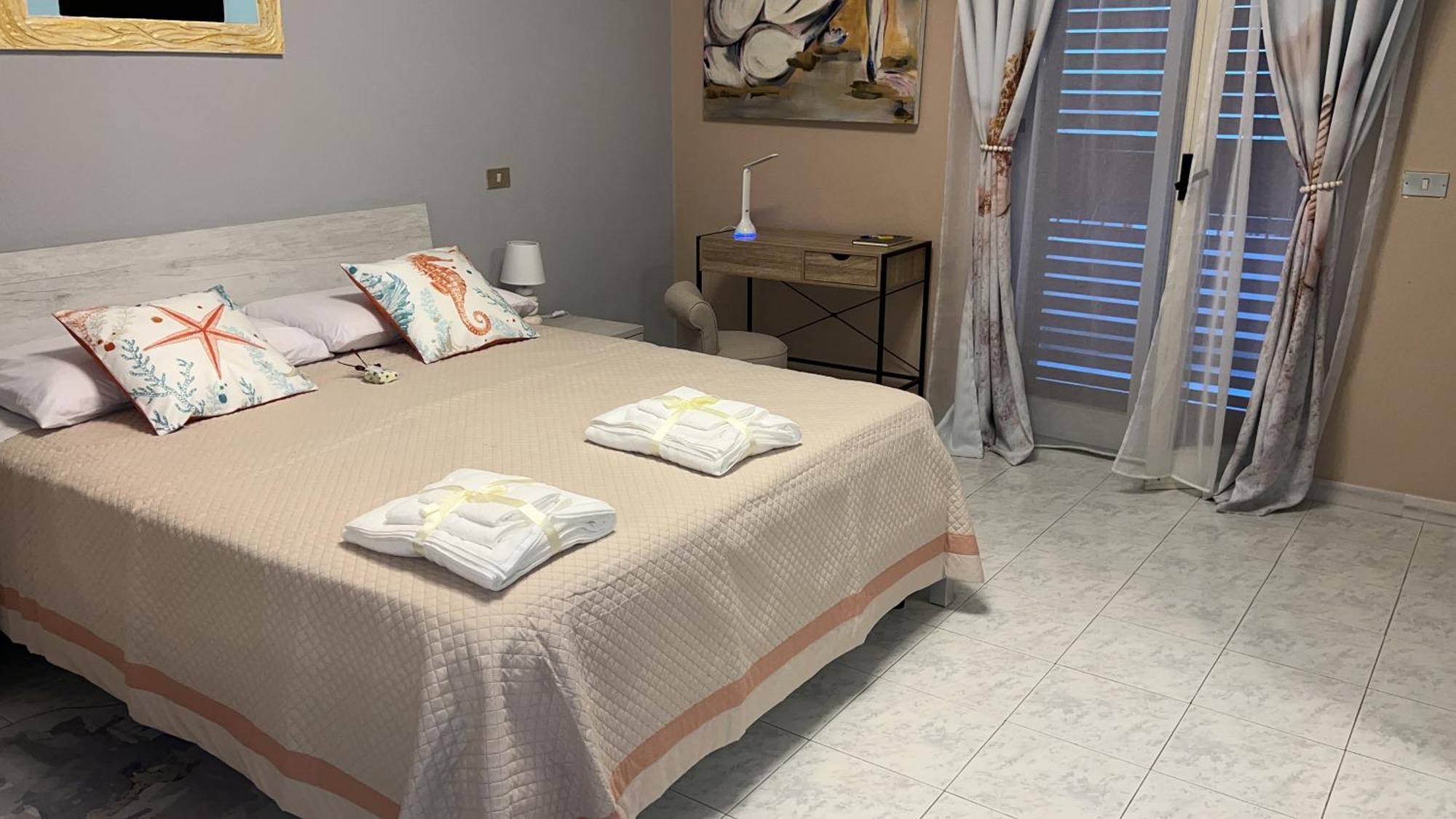 Appartamento La Casa Di Wioletta Barcellona Pozzo di Gotto Esterno foto