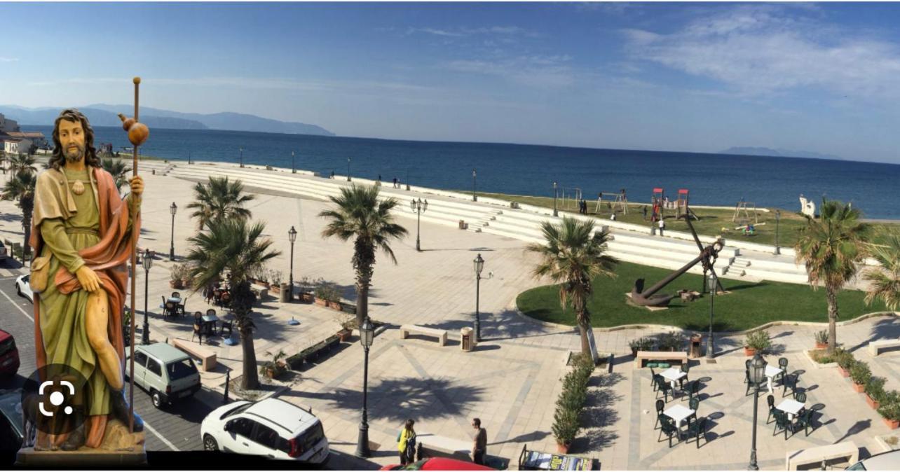 Appartamento La Casa Di Wioletta Barcellona Pozzo di Gotto Esterno foto